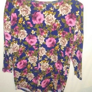 Honey and lace floral top